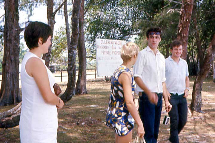  ( Jason’s Bay, Singapore 1970 )  L-R :  Sandy Lawson, Daphne Luttrell, Mick French and Brian Ashcroft enjoying a post Banyan stroll. 