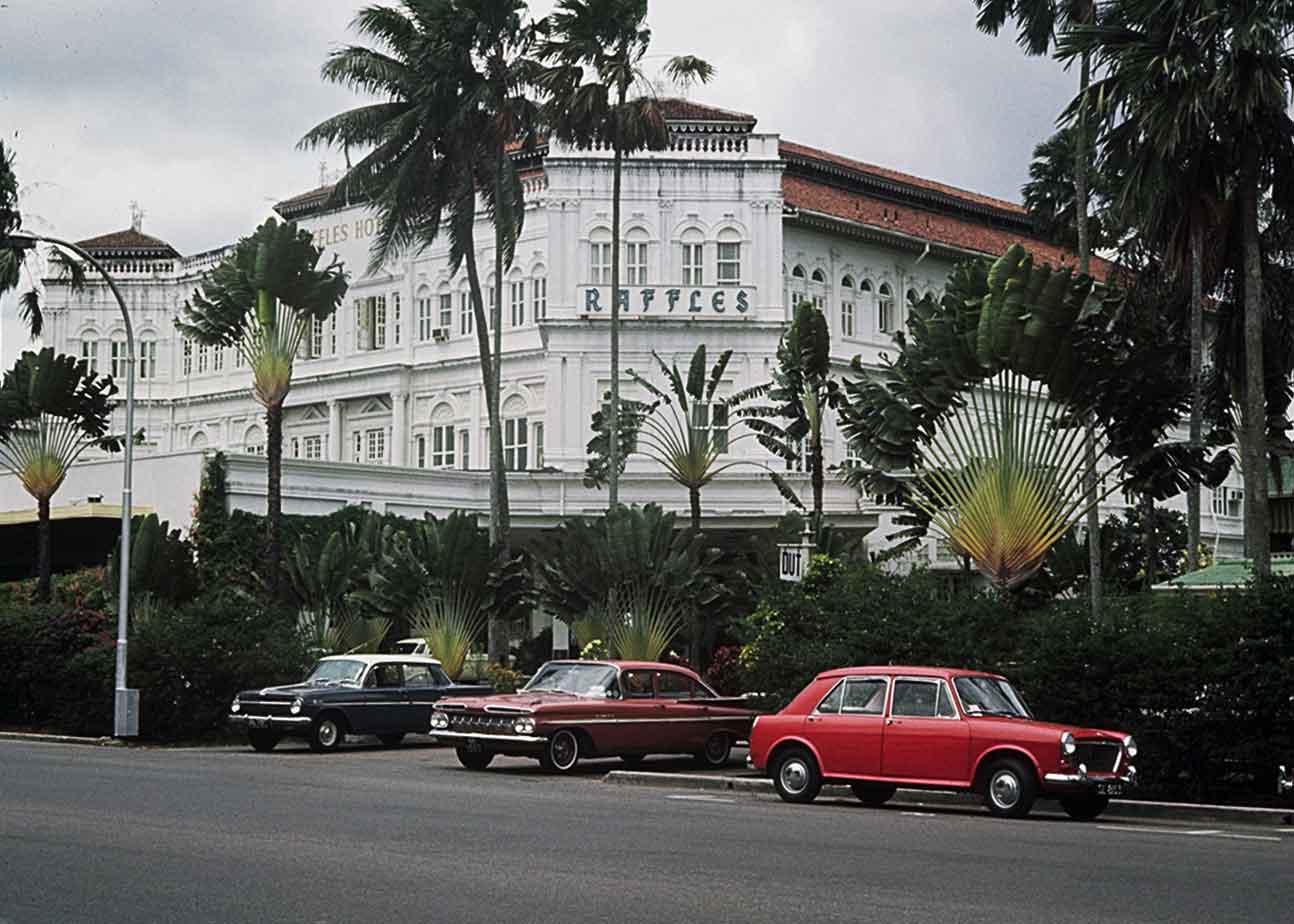  Raffles Hotel, Singapore 1960s. 