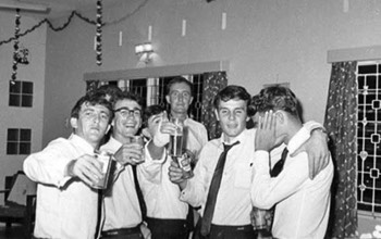  ( Seremban 1967 ) L-R :  Dave Williams, Bob Thomas, Alfie Knought, Dave Chown, Jim Jackson, 'Pommie' Grant. 